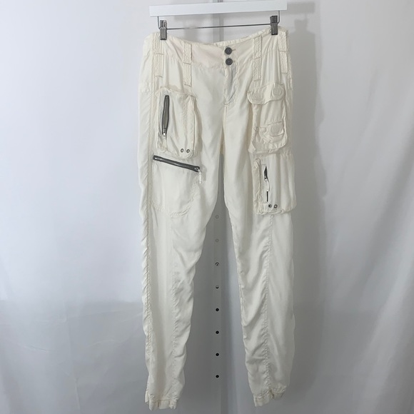 Johnny Was Pete & Greta Cargo Pants. - Picture 2 of 11